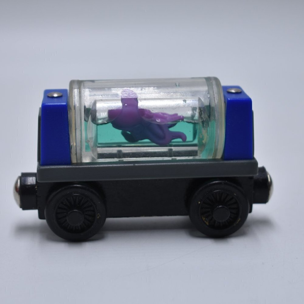 2003 AQUARIUM CAR SQUID Thomas Tank Engine Train Wooden Railway Learning Curve